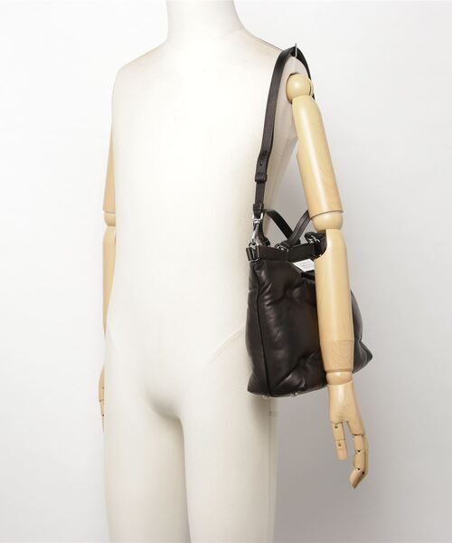 Maison Margiela（メゾンマルジェラ）の「Maison Margiela　 GLAM SLAM SHOPPING（ショルダーバッグ・レディース・ブラック/グレー・FREE）」の6枚目の写真