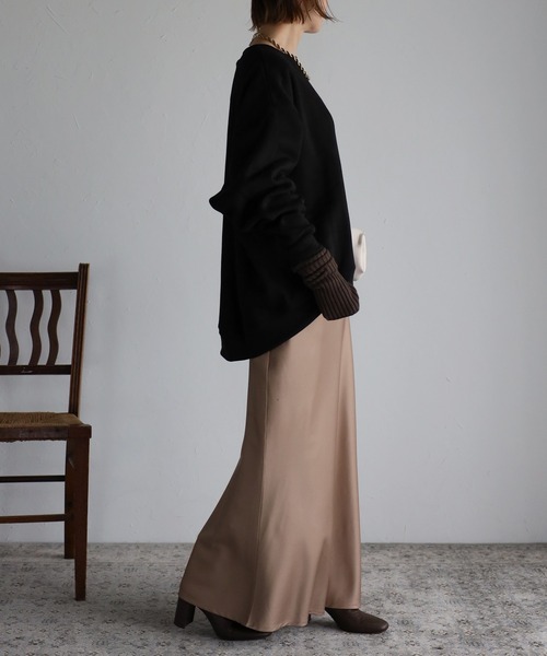 Fizz(フィズ)の「【maiko_wear × Fizz コラボ】 裏起毛オーバーサイジングクルーネックスウェット(スウェット・レディース・チャコール/グリーン/ブラック・M)」の9枚目の写真