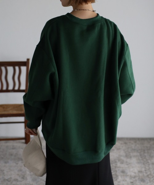 Fizz(フィズ)の「【maiko_wear × Fizz コラボ】 裏起毛オーバーサイジングクルーネックスウェット(スウェット・レディース・チャコール/グリーン/ブラック・M)」の14枚目の写真