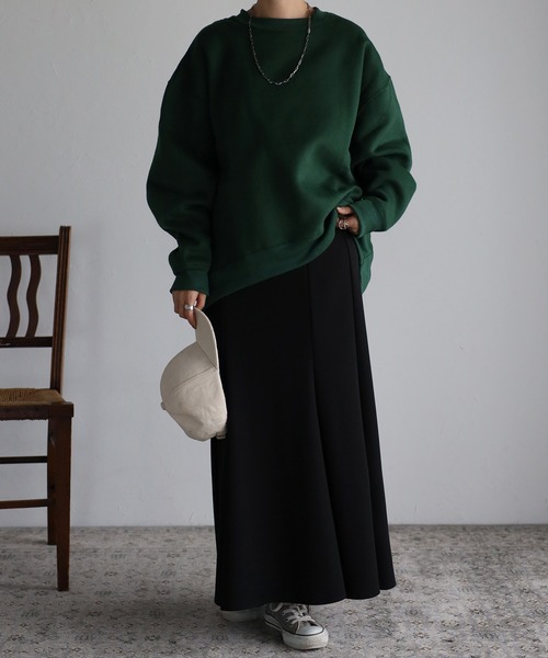 Fizz(フィズ)の「【maiko_wear × Fizz コラボ】 裏起毛オーバーサイジングクルーネックスウェット(スウェット・レディース・チャコール/グリーン/ブラック・M)」の15枚目の写真