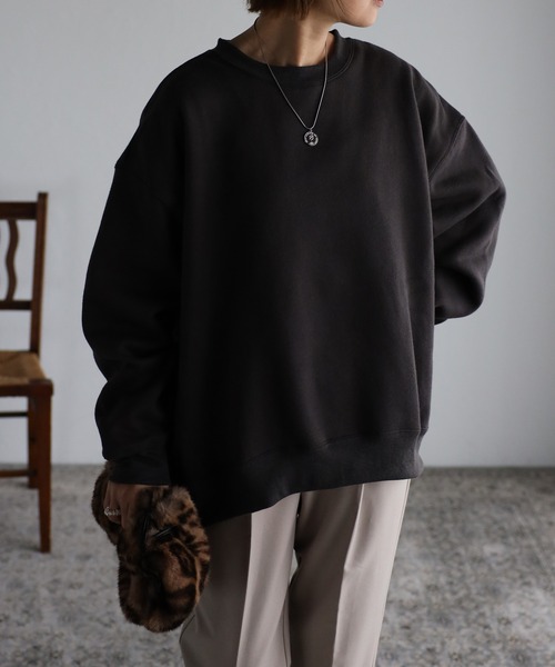 Fizz(フィズ)の「【maiko_wear × Fizz コラボ】 裏起毛オーバーサイジングクルーネックスウェット(スウェット・レディース・チャコール/グリーン/ブラック・M)」の22枚目の写真