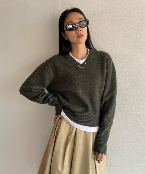 Didot.showroom（ディドット ショールーム）の「《ウール60％》 Vネックルーズボーイニット（ニット/セーター・レディース・グレー/レッド/カーキ/イエロー・FREE）」の3枚目の写真