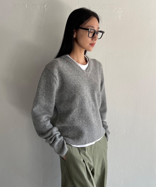 Didot.showroom（ディドット ショールーム）の「《ウール60％》 Vネックルーズボーイニット（ニット/セーター・レディース・グレー/レッド/カーキ/イエロー・FREE）」の5枚目の写真