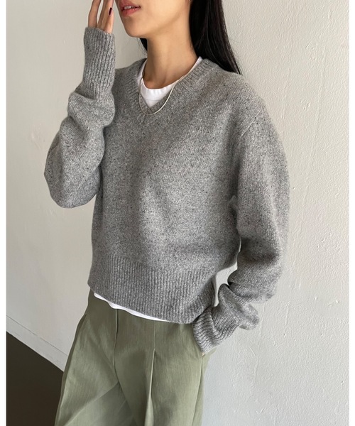 Didot.showroom（ディドット ショールーム）の「《ウール60％》 Vネックルーズボーイニット（ニット/セーター・レディース・グレー/レッド/カーキ/イエロー・FREE）」の9枚目の写真