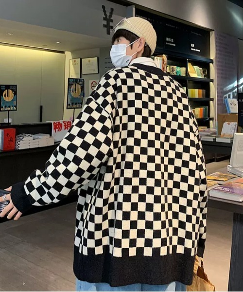 STATUS（ステイタス）の「韓国 ファッション ストリート ブランド STATUS チェック柄 ドロップショルダーカーディガン ユニセックス（カーディガン/ボレロ・メンズ・ベージュ/グリーン/ブラック・FREE）」の5枚目の写真