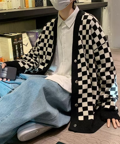 STATUS（ステイタス）の「韓国 ファッション ストリート ブランド STATUS チェック柄 ドロップショルダーカーディガン ユニセックス（カーディガン/ボレロ・メンズ・ベージュ/グリーン/ブラック・FREE）」の9枚目の写真