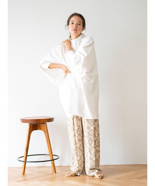 Ungrid（アングリッド）の「ルーズシルエットビックシャツ（シャツ/ブラウス・レディース・イエロー/オフホワイト/ブルー・FREE）」の5枚目の写真