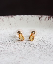 queite（ケイト）の「K10 誕生石 スタッドピアス［queite］（ピアス（両耳用））」