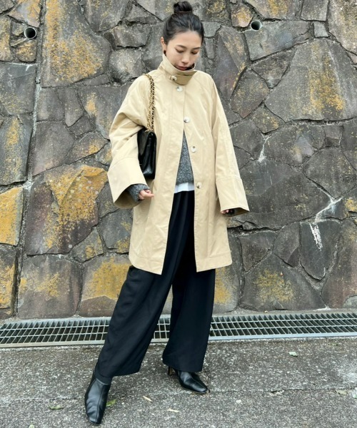 ECRIRE(エクリール)の「【yurieコラボ】スタンドカラーツイルポンチョコート(ステンカラーコート・レディース・カーキ/ベージュ・M/L)」の19枚目の写真