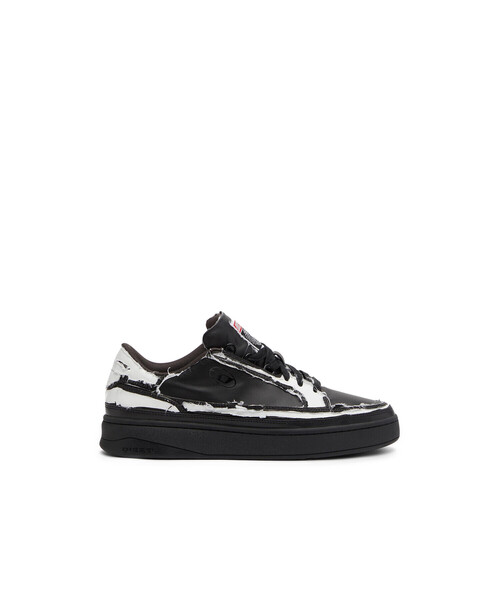 DIESEL(ディーゼル)の「レディース カウレザー ローカットスニーカー(スニーカー・レディース・ホワイト/ブラック・35/36/37/38/40/39)」の17枚目の写真