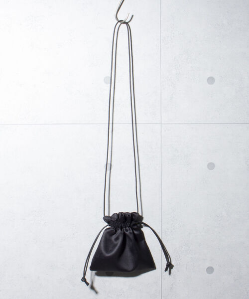 GLOSTER（グロスター）の「【GLOSTER/グロスター】巾着ショルダーバッグ ドローストリングバッグ（ショルダーバッグ・メンズ・サックスブルー/ブラック系その他/ブラック・FREE）」の16枚目の写真