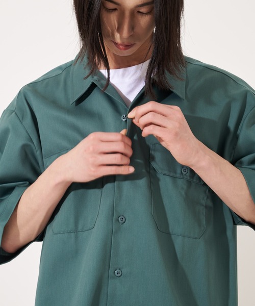 Dickies（ディッキーズ）の「【Dickies】1574 SHORT SLEEVE WORK SHIRT / ディッキーズ 半袖ワークシャツ 両胸ポケット（シャツ/ブラウス・メンズ・ブラック/グリーン/ベージュ/ネイビー/オレンジ/ミント/チャコール・M/L/XL）」の19枚目の写真