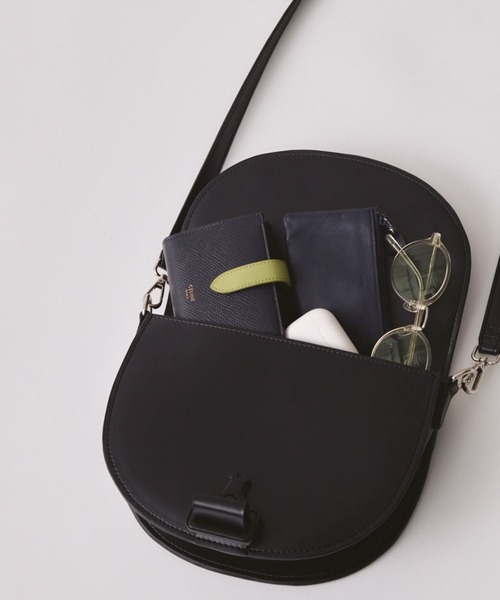 EDEL（エーデル）の「EDEL - コブラバックルショルダーバッグ（ショルダーバッグ・メンズ・ブラック・FREE）」の5枚目の写真