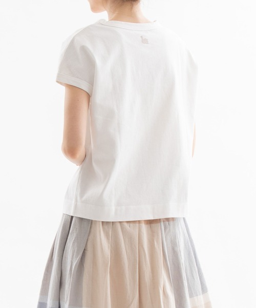 nop de nod（ノップドゥノッド）の「USコットンフレンチスリーブTシャツ（Tシャツ/カットソー・レディース・ブルー/オフホワイト/ターコイズブルー/ライトイエロー/ブラック/スミクロ/ネイビー/インディゴブルー/ピンク/ライトピンク/キナリ/イエロー/ブルー系その他/ライトブルー/ダークブルー/ダークグレー/ブラウン・3/M）」の20枚目の写真