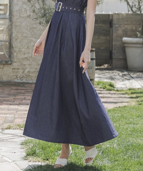 Julia Boutique（ジュリアブティック）の「バックルベルト付き