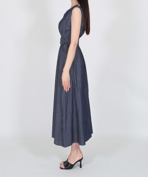 Julia Boutique(ジュリアブティック)の「バックルベルト付きデニムフレアワンピース/23097(ワンピース・レディース・ネイビー/ブラック・ONE)」の12枚目の写真