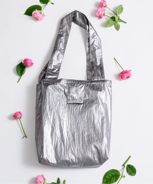 musubore（ムスボレ）の「wide shoulder logo tote / ワイドショルダーロゴトート（トートバッグ・レディース・その他/シルバー/グリーン/ネイビー/ワインレッド/ピンク/ライトグリーン・FREE）」の6枚目の写真