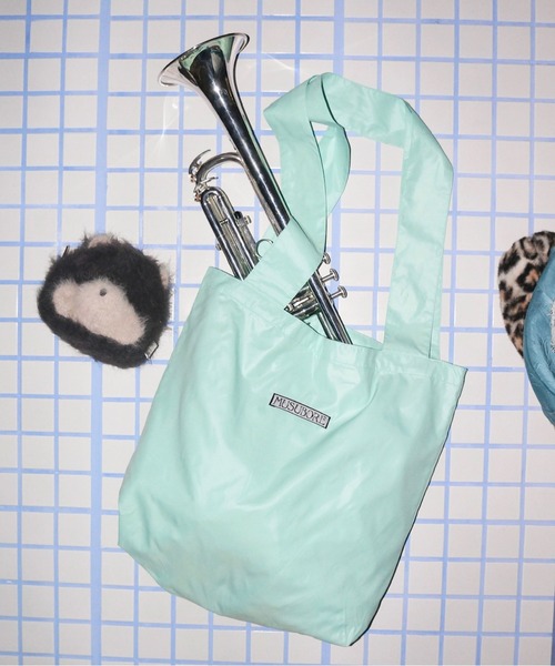 musubore（ムスボレ）の「wide shoulder logo tote / ワイドショルダーロゴトート（トートバッグ・レディース・その他/シルバー/グリーン/ネイビー/ワインレッド/ピンク/ライトグリーン・FREE）」の11枚目の写真