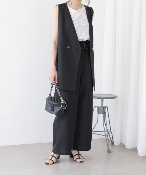 RAY CASSIN（レイカズン）の「リネンタッチノーカラーベスト（ベスト・レディース・ブルー/ブラック/キナリ・FREE）」の4枚目の写真