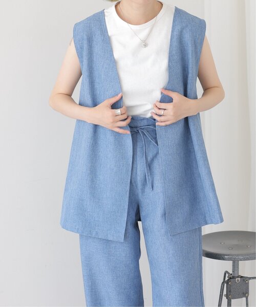 RAY CASSIN（レイカズン）の「リネンタッチノーカラーベスト（ベスト・レディース・ブルー/ブラック/キナリ・FREE）」の15枚目の写真