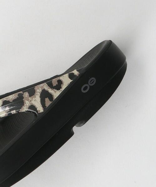 OOFOS(ウーフォス)の「<OOFOS>WOMENS OOlala CHEETAH/サンダル(サンダル・レディース・その他1・8/6/7)」の4枚目の写真