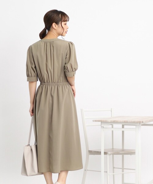 DRESKIP(ドレスキップ)の「◆【1枚でさらりと○】お出かけに着ていきたい! レディーなスキッパーワンピース(ワンピース・レディース・カーキ/サンドベージュ/ネイビー・04/02/03)」の22枚目の写真