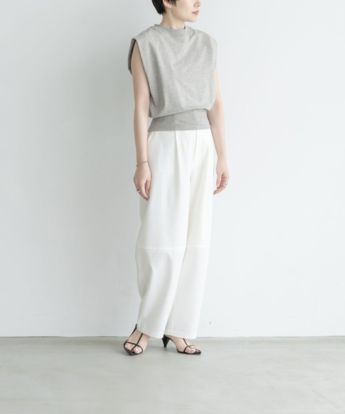 LEPSIM（レプシィム）の「【FOR I SERIES】ミニ裏毛ノースリーブ　907914（Tシャツ/カットソー・レディース・グレー/ブラック/オフホワイト・FREE）」の20枚目の写真