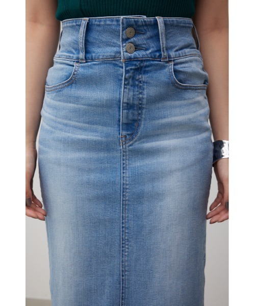 AZUL by moussy(アズールバイマウジー)の「AZUL DENIM/ハイウエストスカート(デニムスカート・レディース・ダークブルー/ライトブルー/ブラック/ホワイト/ベージュ・X-SMALL/SMALL/MEDIUM/LARGE)」の11枚目の写真