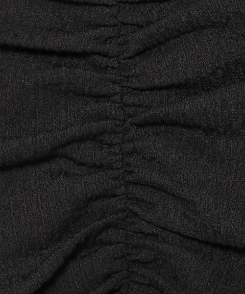 mysty woman(ミスティウーマン)の「ギャザーシャーリングプルオーバー 972186(Tシャツ/カットソー・レディース・ベージュ/ブラック/オフホワイト・FREE)」の15枚目の写真
