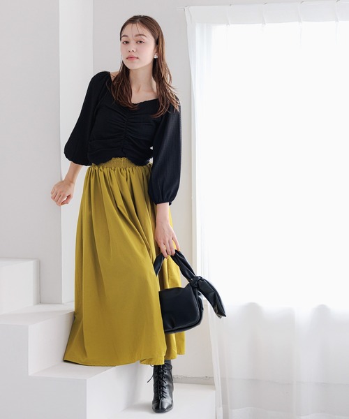 mysty woman(ミスティウーマン)の「ギャザーシャーリングプルオーバー 972186(Tシャツ/カットソー・レディース・ベージュ/ブラック/オフホワイト・FREE)」の21枚目の写真