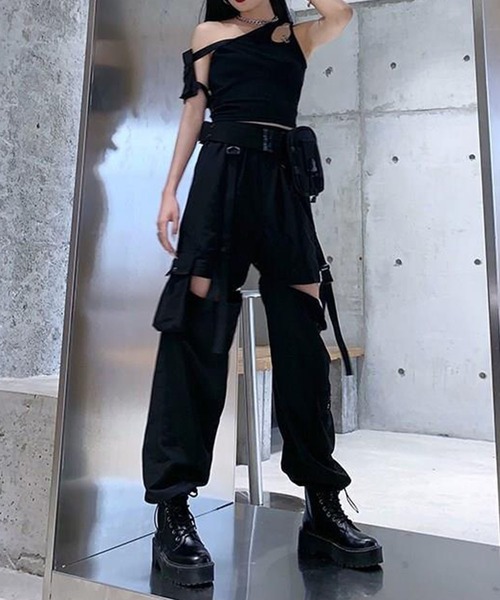 GLAMOROUS JANE（グラマラスジェーン）の「ZIPセパレートミリタリーパンツ（その他パンツ・レディース・ブラック/ホワイト・M/L）」の20枚目の写真