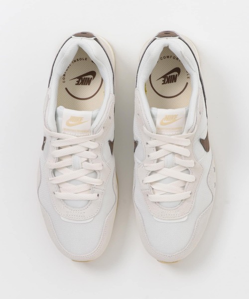 URBAN RESEARCH DOORS(アーバンリサーチドアーズ)の「NIKE ベンチャーランナー(スニーカー・レディース・オフホワイト・24.5/23.5/24)」の5枚目の写真