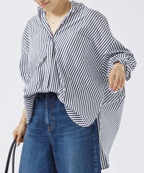 Rouge vif Anna（ルージュヴィフアンナ）の「ドルマンBIGシャツ（シャツ/ブラウス・レディース・ブルー/ピンク/オフホワイト/ストライプ・フリー）」の4枚目の写真