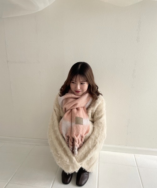 mellowneon（メロウネオン）の「ニュアンスカラーツイストマフラー（マフラー・レディース・ブラウン/ピンク・FREE）」の12枚目の写真