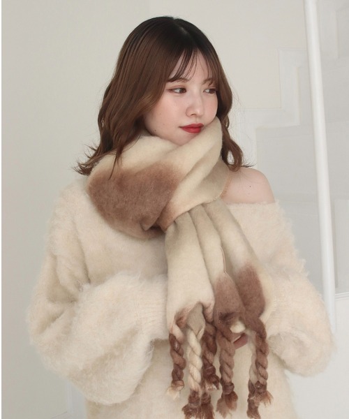 mellowneon（メロウネオン）の「ニュアンスカラーツイストマフラー（マフラー・レディース・ブラウン/ピンク・FREE）」の7枚目の写真