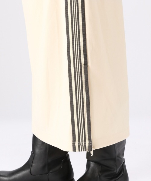 niko and...(ニコアンド)の「サイドZIPラインスカート(スカート・レディース・ブラック/アイボリー/ダークブルー・FREE)」の10枚目の写真