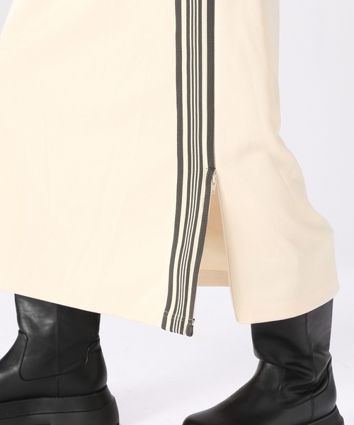 niko and...(ニコアンド)の「サイドZIPラインスカート(スカート・レディース・ブラック/アイボリー/ダークブルー・FREE)」の11枚目の写真