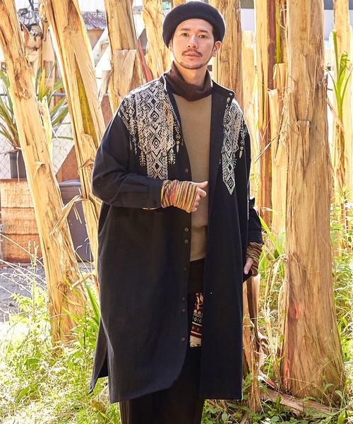 チャイハネ(チャイハネ)の「【チャイハネ】ニートスバンドカラーMEN'Sロングシャツ(シャツ/ブラウス・メンズ・ベージュ/ブラウン/ブラック・FREE)」の2枚目の写真