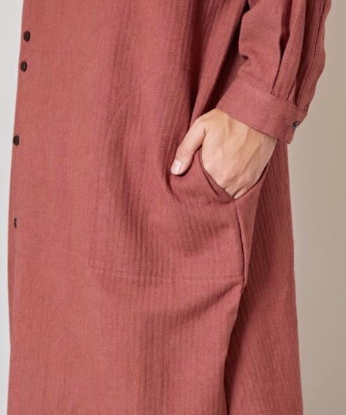 チャイハネ(チャイハネ)の「【チャイハネ】ニートスバンドカラーMEN'Sロングシャツ(シャツ/ブラウス・メンズ・ベージュ/ブラウン/ブラック・FREE)」の4枚目の写真