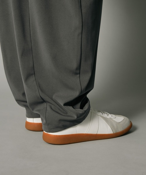 UNIIT（ユニット）の「【UNIIT/ユニット】ポリエステルツイル　ワイドバルーンパンツ（その他パンツ・メンズ・チャコールグレー/ブラック/ベージュ・MEDIUM/LARGE）」の18枚目の写真