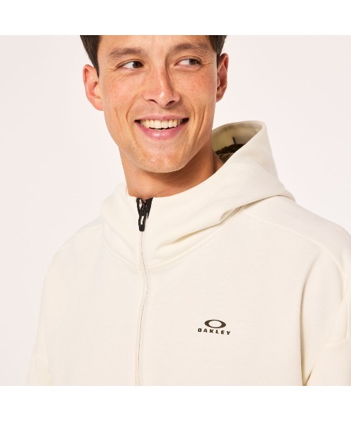 OAKLEY（オークリー）の「オークリー ENHANCE THERMO FLEECE JACKET 1.0 /ジャケット/フリース/TRAINING スポーツ・トレーニング/OAKLEY（その他アウター・メンズ・ブラック/ホワイト/ネイビー・M/S/L/XL）」の17枚目の写真