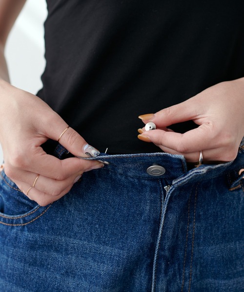 natural couture（ナチュラルクチュール）の「ボトム調節ボタン（ベルト・レディース・シルバー/ゴールド・FREE）」の7枚目の写真