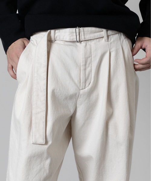 ATTACHMENT(アタッチメント)の「11oz デニム ベルテッド テーパード フィットトラウザーズ / 11oz DENIM BELTED TAPERED FIT TROUSERS(デニムパンツ・メンズ・ネイビー/オフホワイト/ブラック・3/2/1)」の7枚目の写真