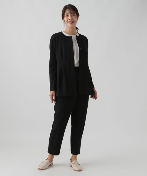 Elura(エルーラ)の「セレモニーサマ見えテーパードパンツ(その他パンツ・レディース・ブラック/ネイビー・MEDIUM/SMALL/LARGE)」の4枚目の写真