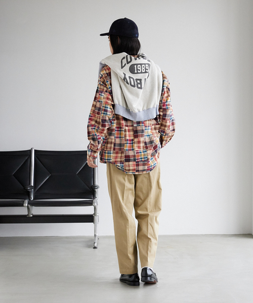 JOURNAL STANDARD(ジャーナルスタンダード)の「マドラスパッチワーク ファットシルエット ボタンダウンシャツ(シャツ/ブラウス・メンズ・ネイビー/レッド/ベージュ・SMALL/LARGE/MEDIUM)」の5枚目の写真