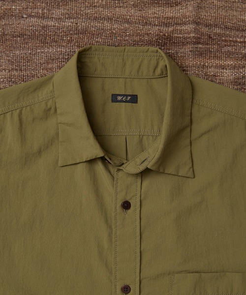 WILD LIFE TAILOR Adam et Rope'(ワイルドテーラーアダムエロペ )の「【WILD LIFE TAILOR】ワッシャーナイロン タスラン ショートスリーブ レギュラーカラーシャツ / 弱撥水 / UVカット / 接触冷感 / 透湿(シャツ/ブラウス・メンズ・ネイビー/オリーブ/チャコールグレー・L/M)」の11枚目の写真