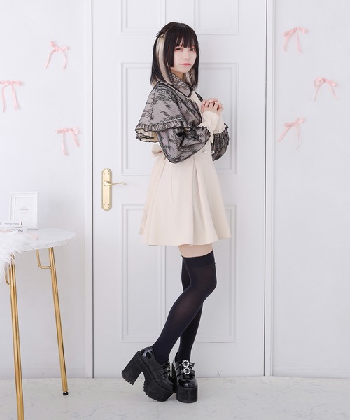 Pal elfy（パルエルフィー）の「ネクタイ付きケープ風ワンピース（ワンピース・レディース・ブラック/アイボリー・フリー）」の12枚目の写真