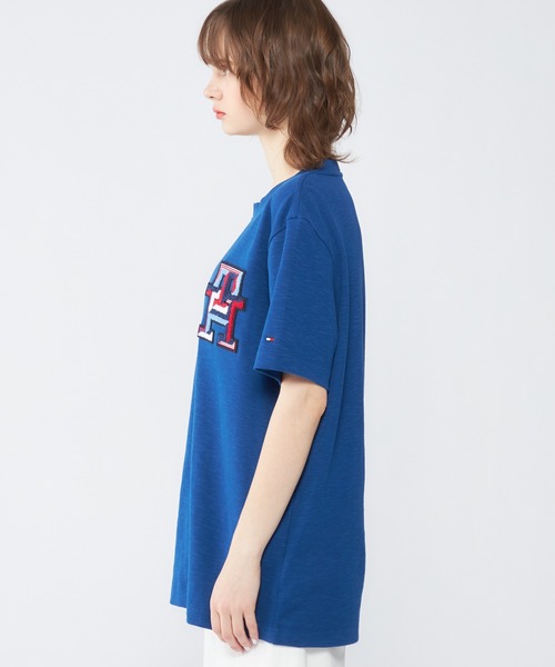 TOMMY HILFIGER(トミーヒルフィガー)の「モノグラムバッヂTシャツ(Tシャツ/カットソー・メンズ・ブルー/アイボリー/ブルー系その他・X-LARGE/SMALL/MEDIUM/LARGE)」の12枚目の写真