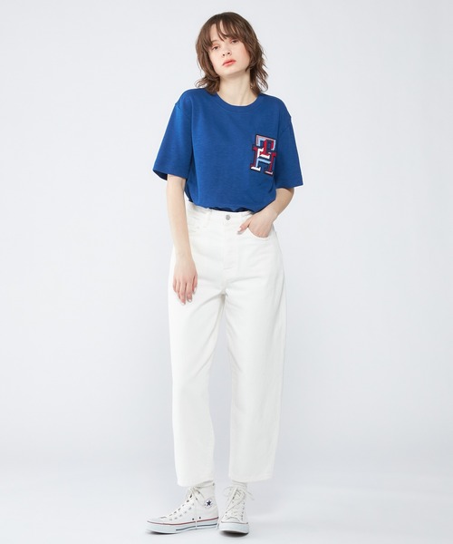 TOMMY HILFIGER(トミーヒルフィガー)の「モノグラムバッヂTシャツ(Tシャツ/カットソー・メンズ・ブルー/アイボリー/ブルー系その他・X-LARGE/SMALL/MEDIUM/LARGE)」の14枚目の写真