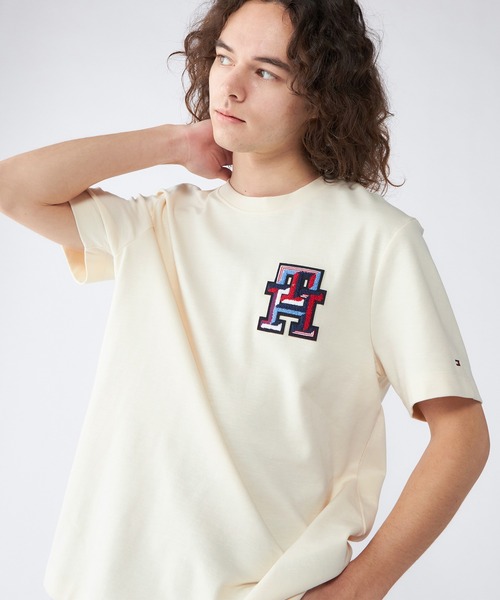 TOMMY HILFIGER(トミーヒルフィガー)の「モノグラムバッヂTシャツ(Tシャツ/カットソー・メンズ・ブルー/アイボリー/ブルー系その他・X-LARGE/SMALL/MEDIUM/LARGE)」の19枚目の写真